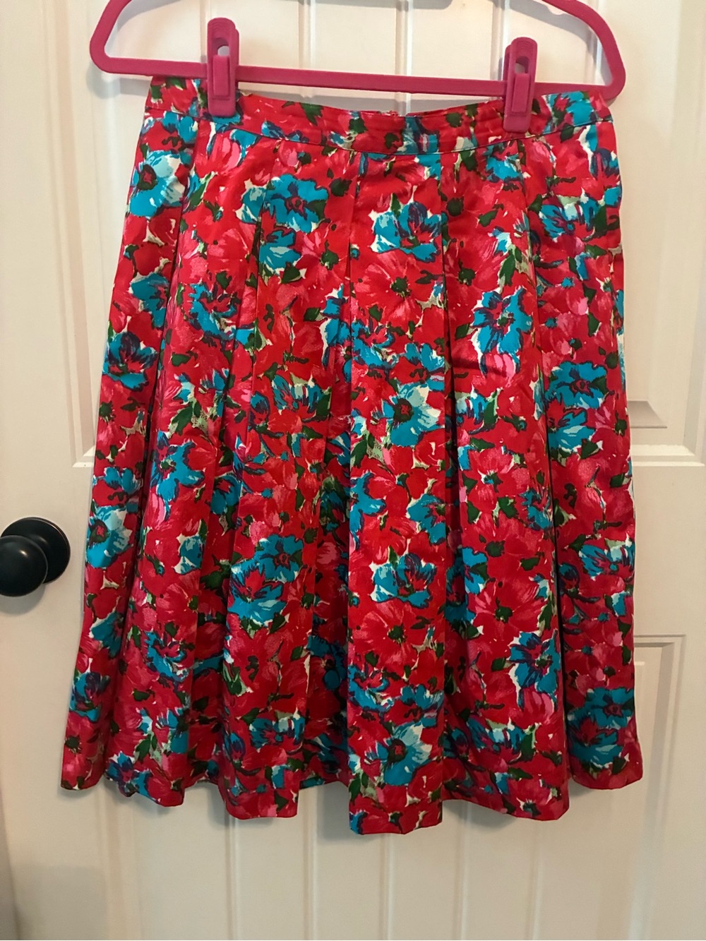 Talbots Red Floral Circle Skirt with Teal Accents